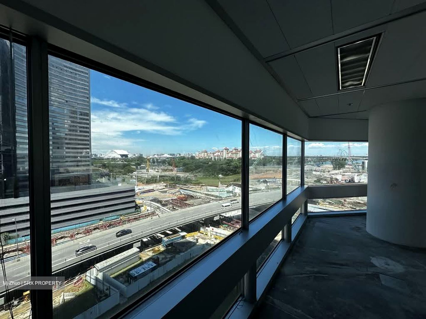 Gateway East (D7), Office #544180661